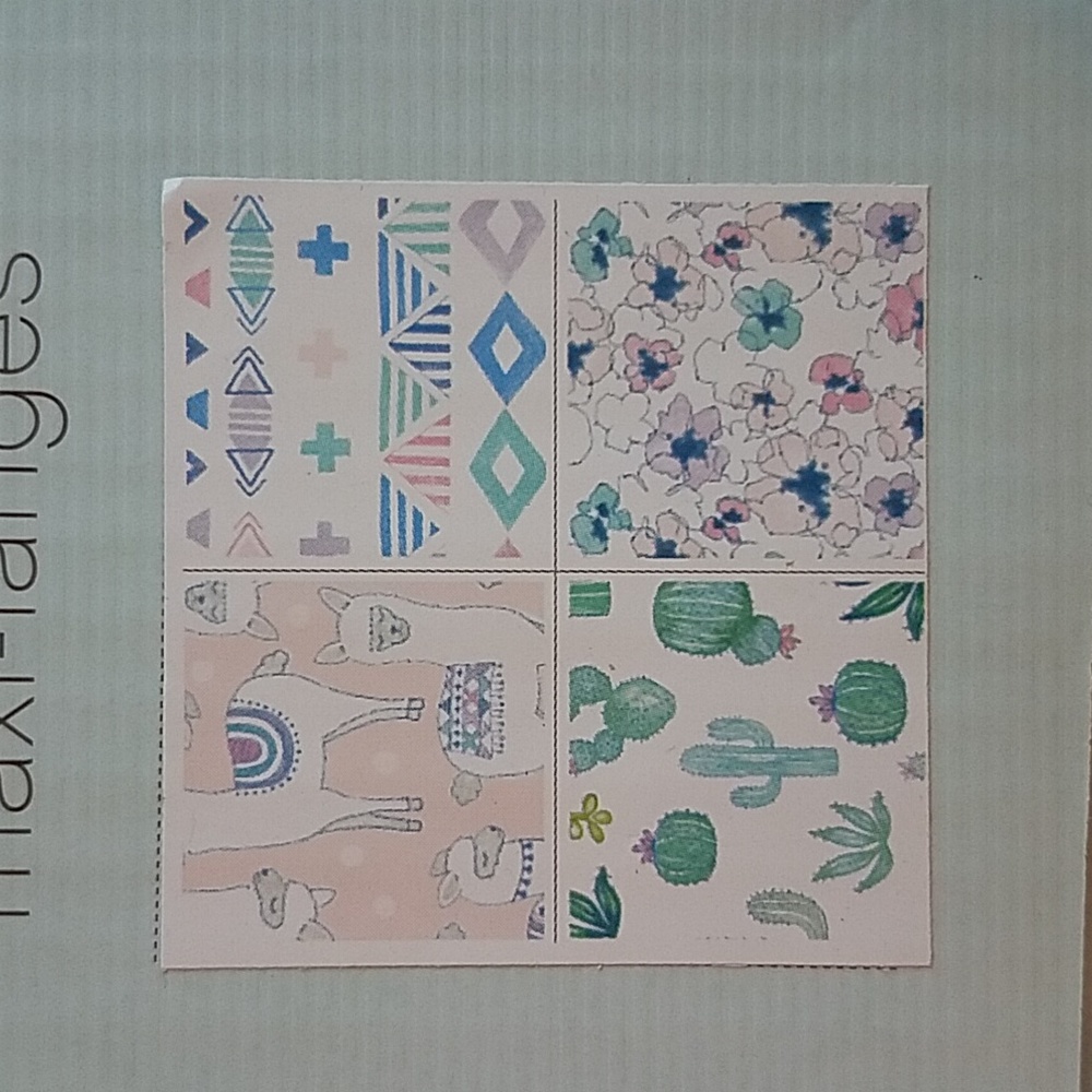 Aden and Anais Trail Blooms Cotton muslin swaddles 4 Pack - Picture 2 of 4